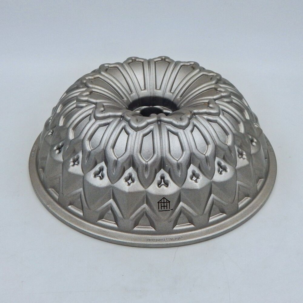 Nordic Ware Stained Glass Bundt Pan 9 cup Cast Aluminum Non-Stick Bakeware